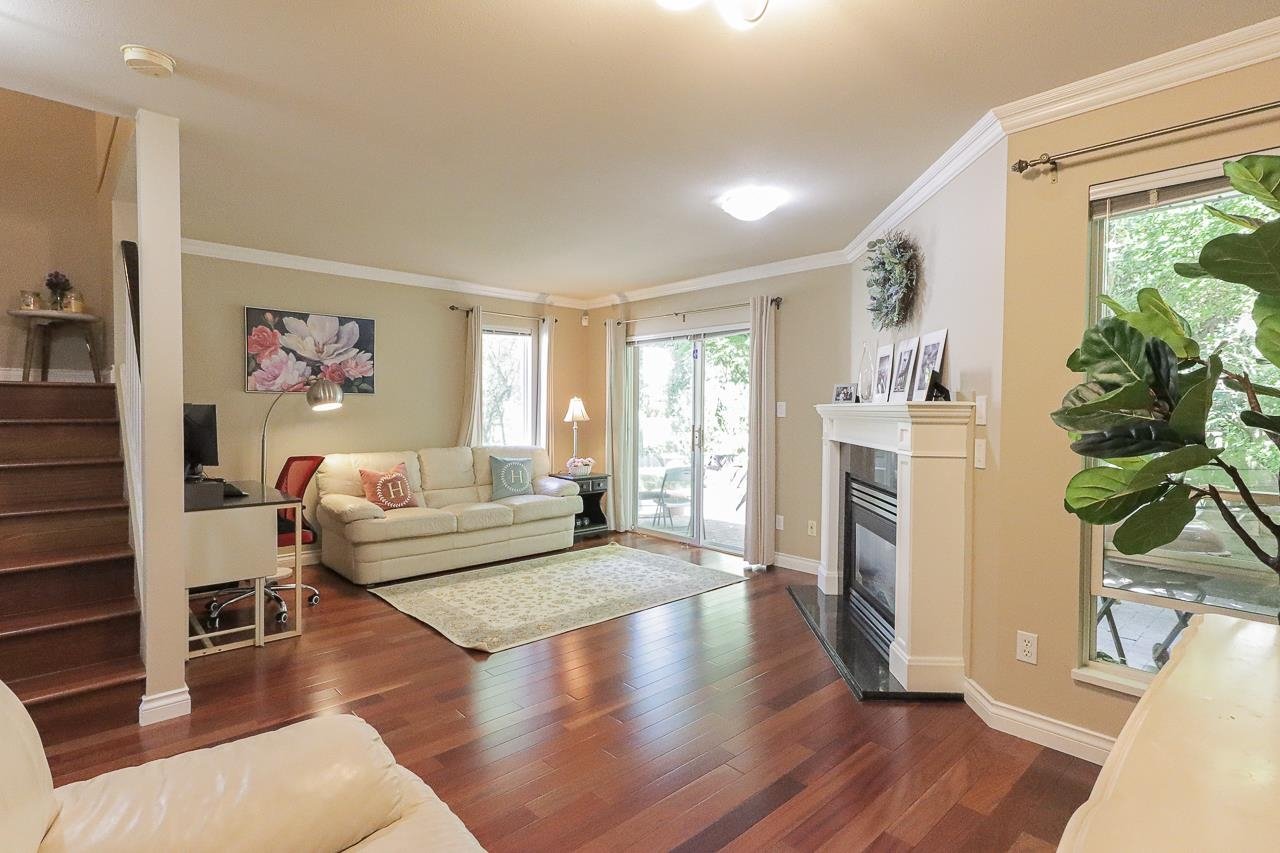21-8701 16th Avenue, Burnaby