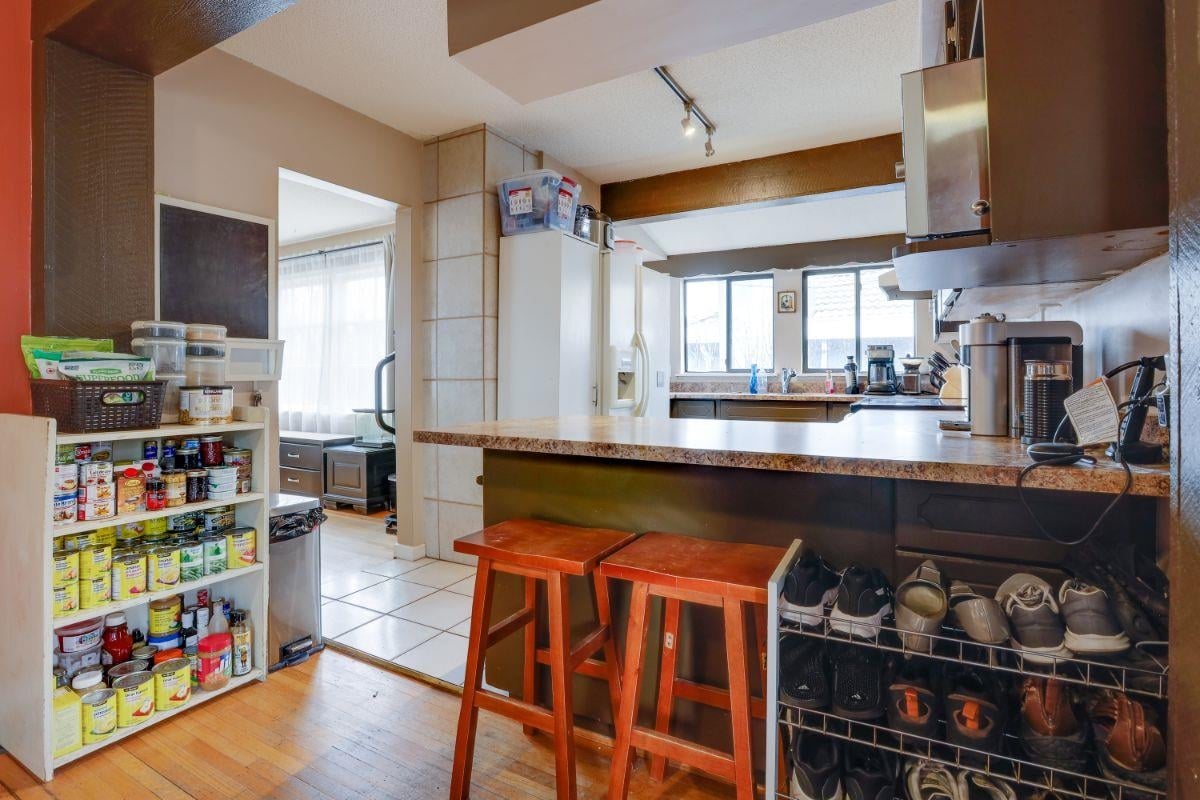7474 Cariboo Road Rd, Burnaby