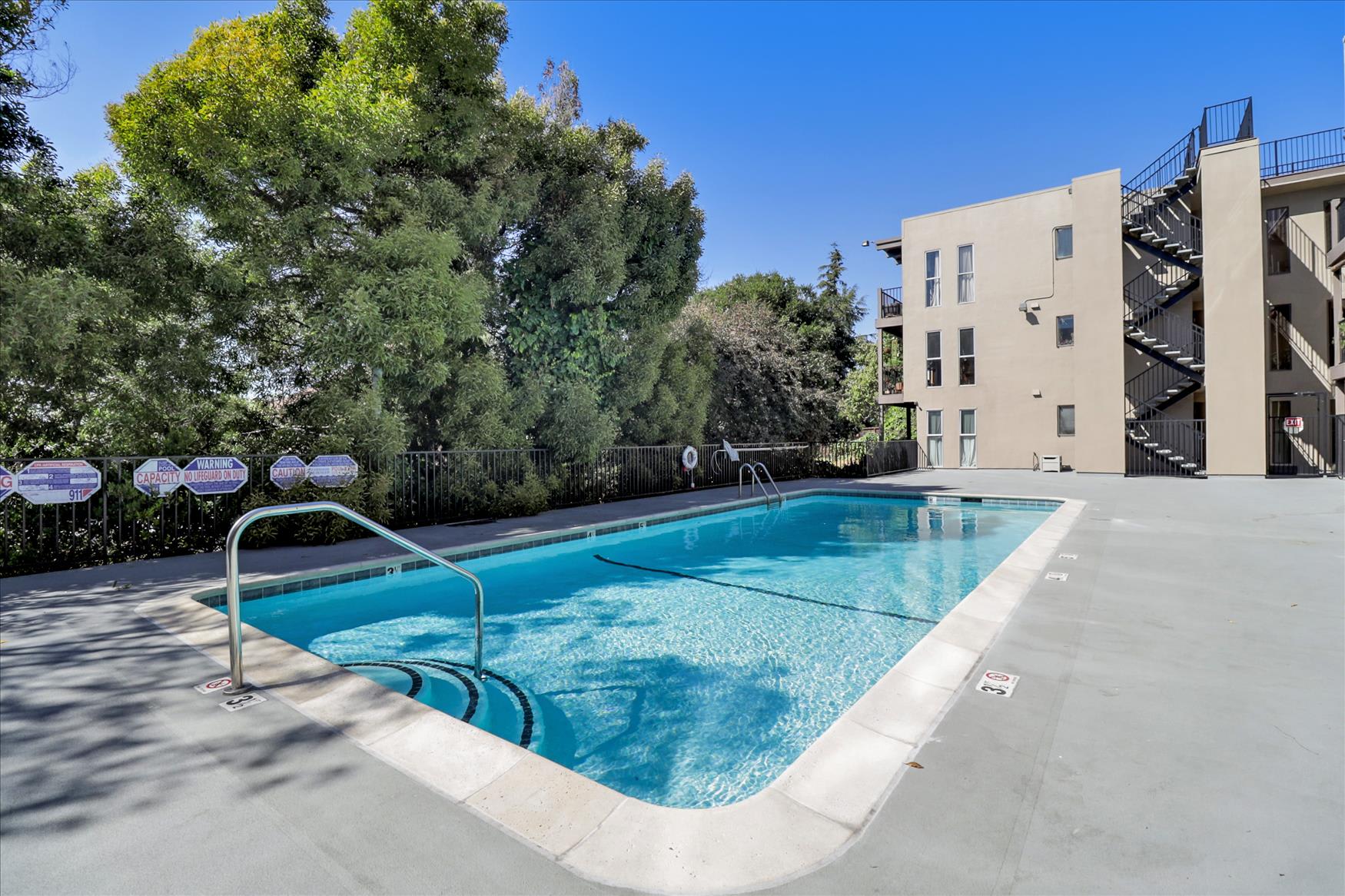 425 Orange St, #310