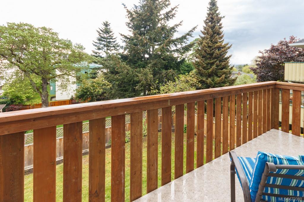 1389 Vista Hts, Victoria