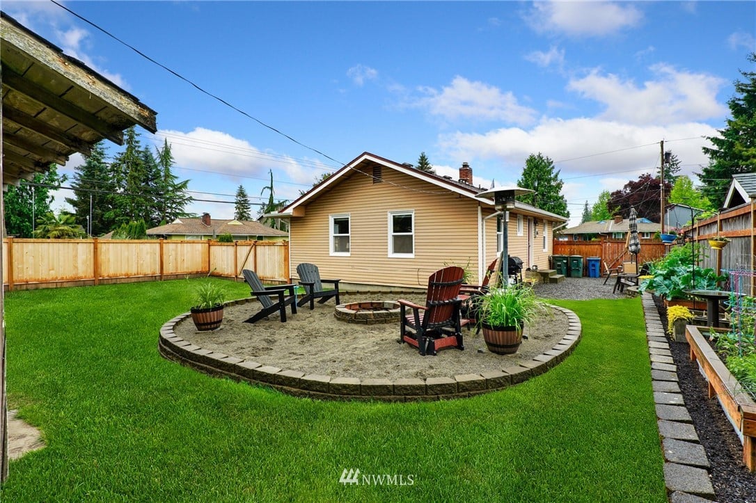 1001 Alice Ave