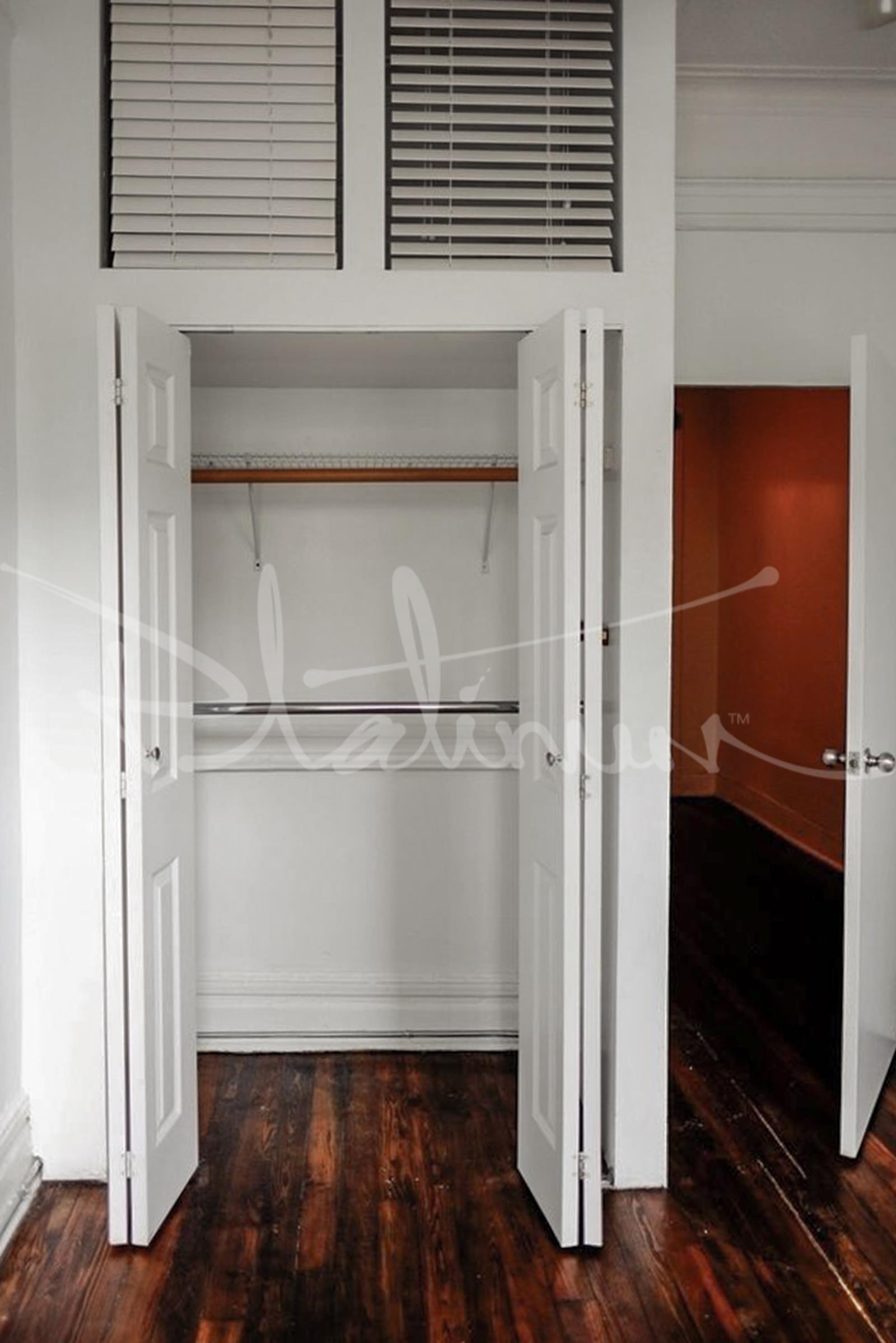 615.5 Hudson Street, Apt 14