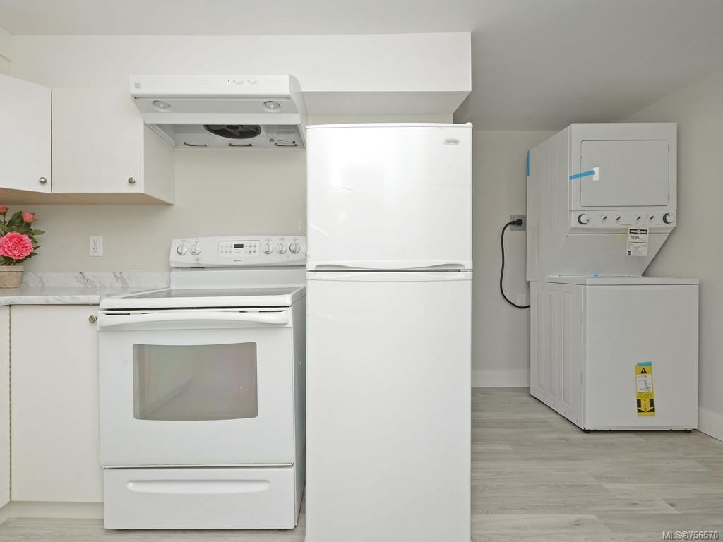 1212 Pearce Cres
