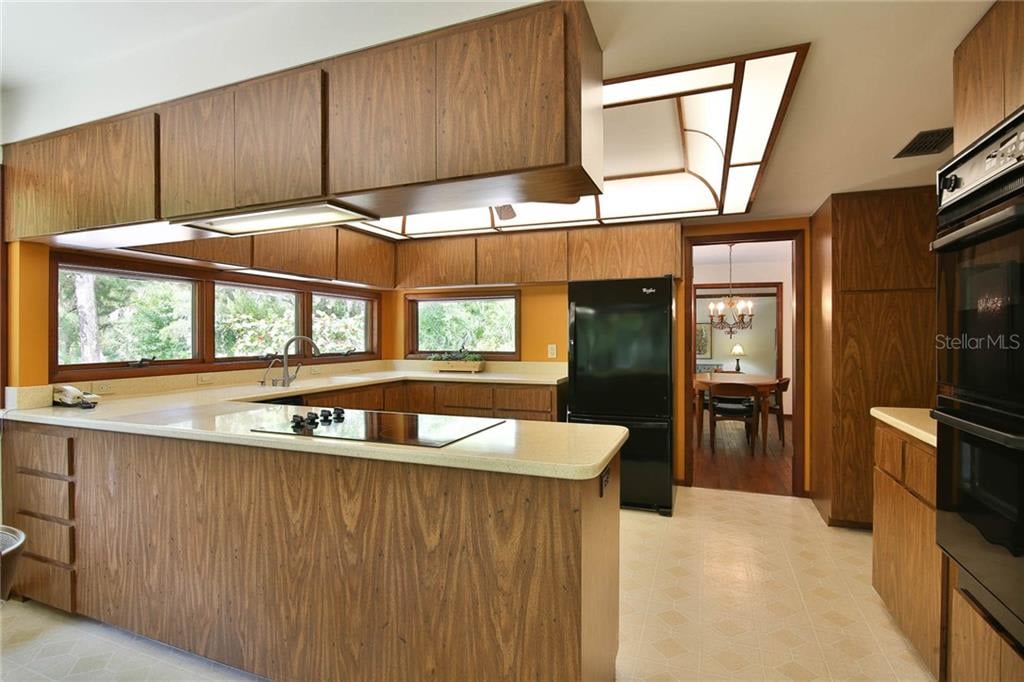 1311 Roberts Bay Ln