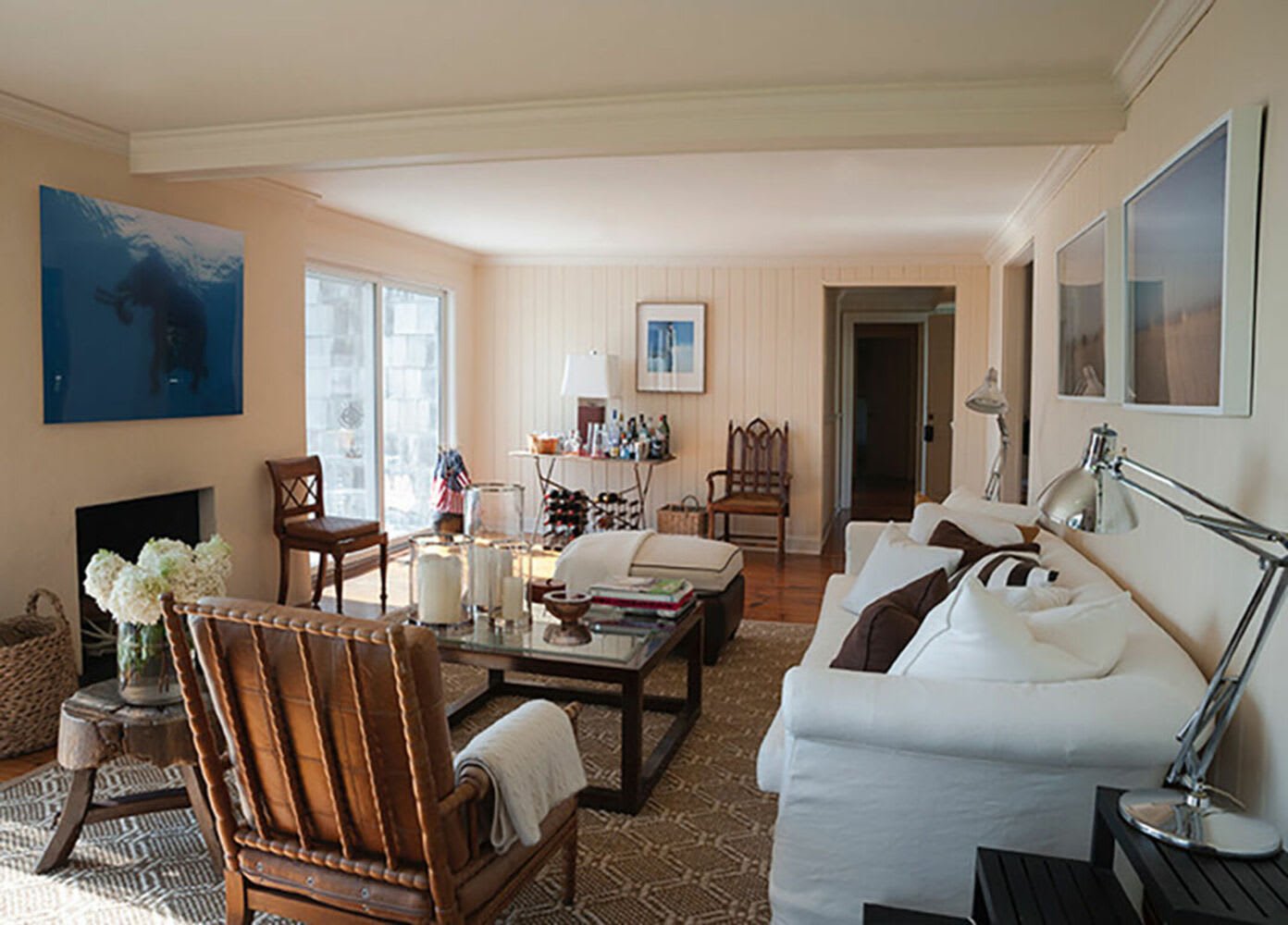 Light-Filled Waterfront Cottage