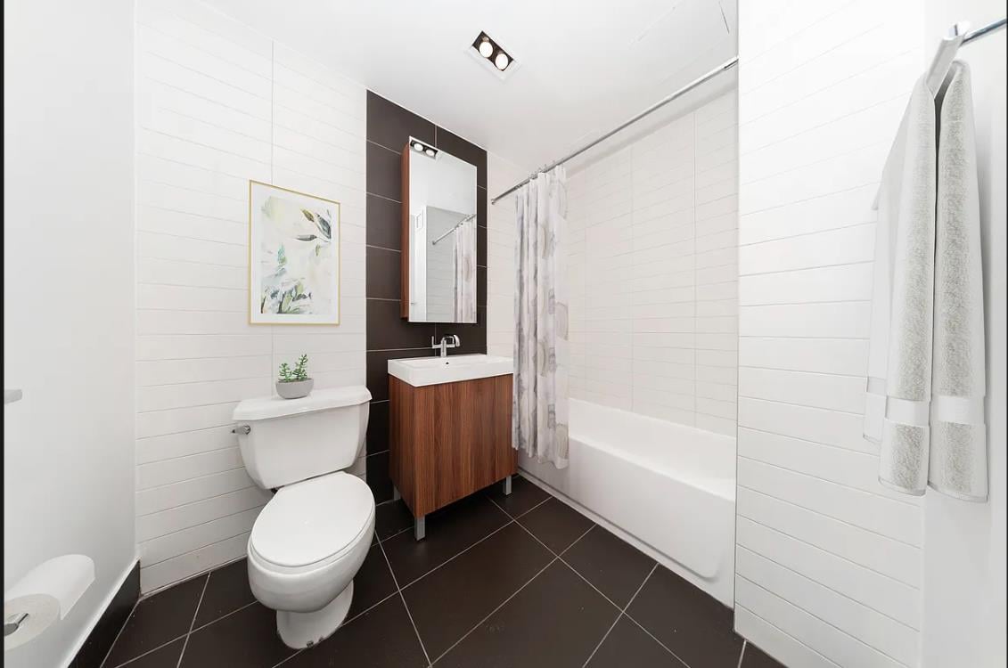 116 John Street, Apt 3106
