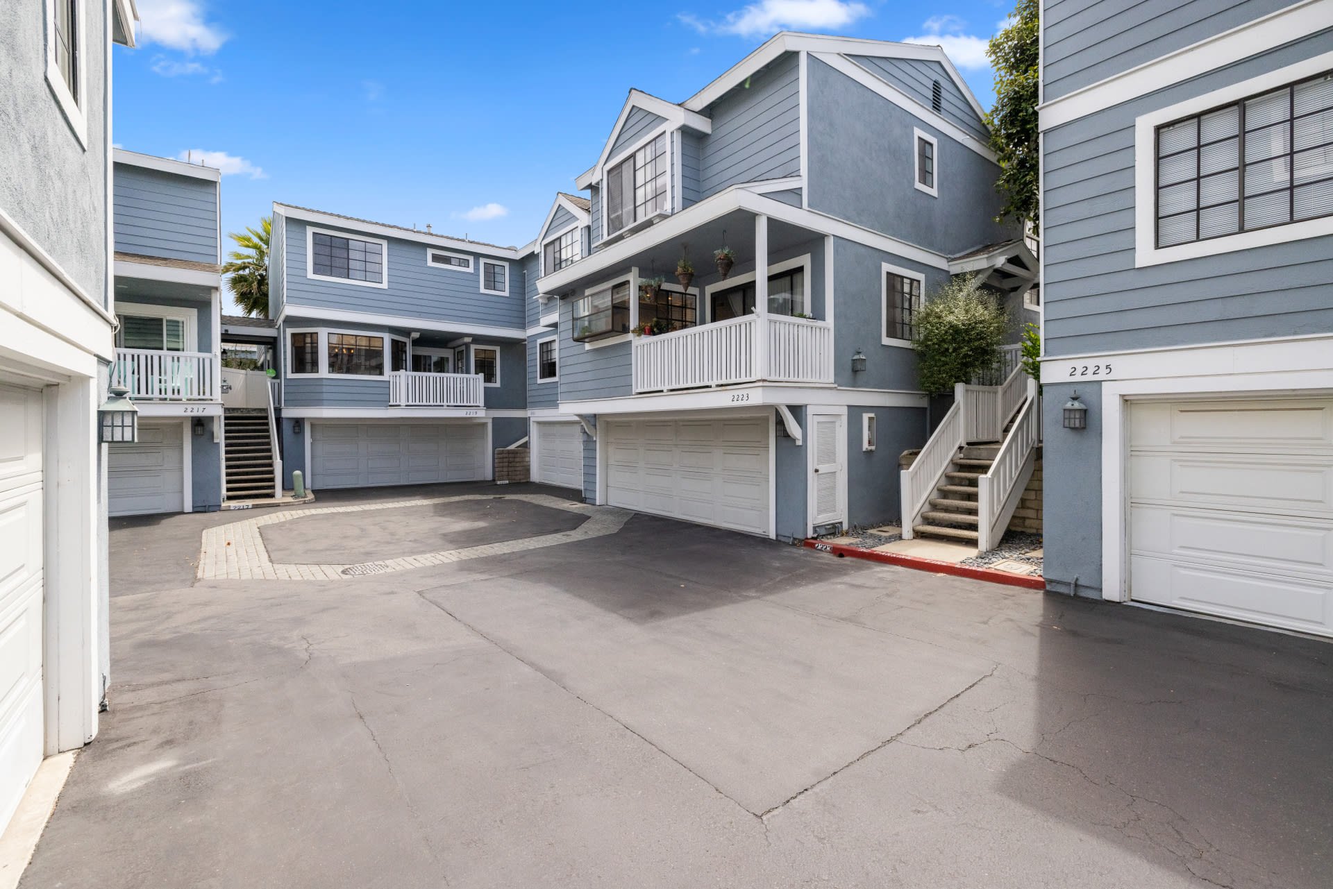 2223 Saybrook Lane 