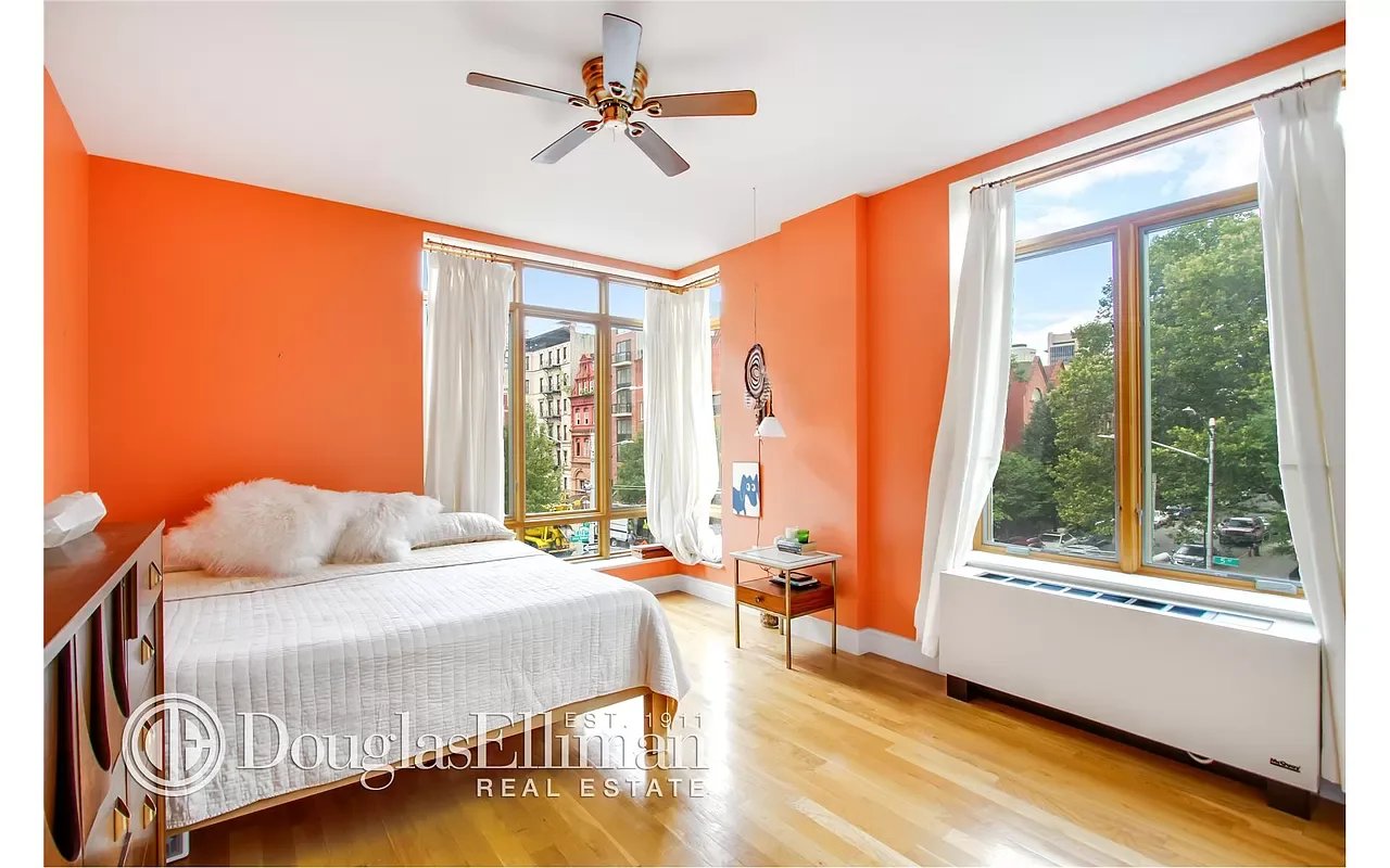 2077 Fifth Avenue Unit: 3C