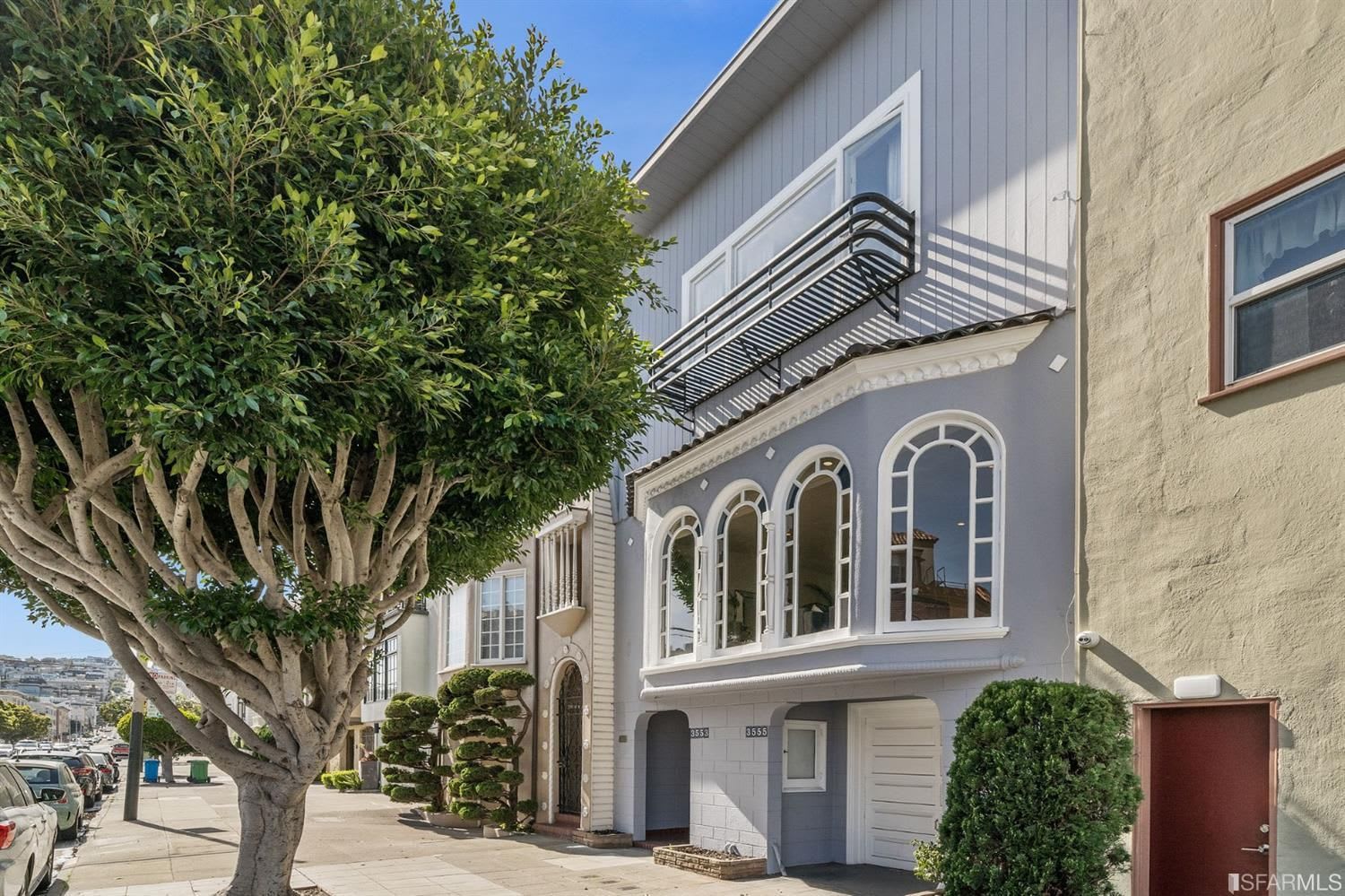 3553 Divisadero
