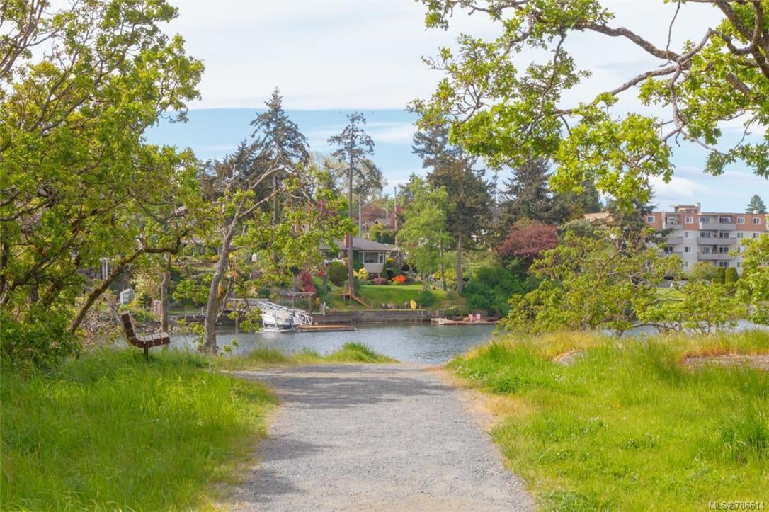 209-75 Gorge Rd