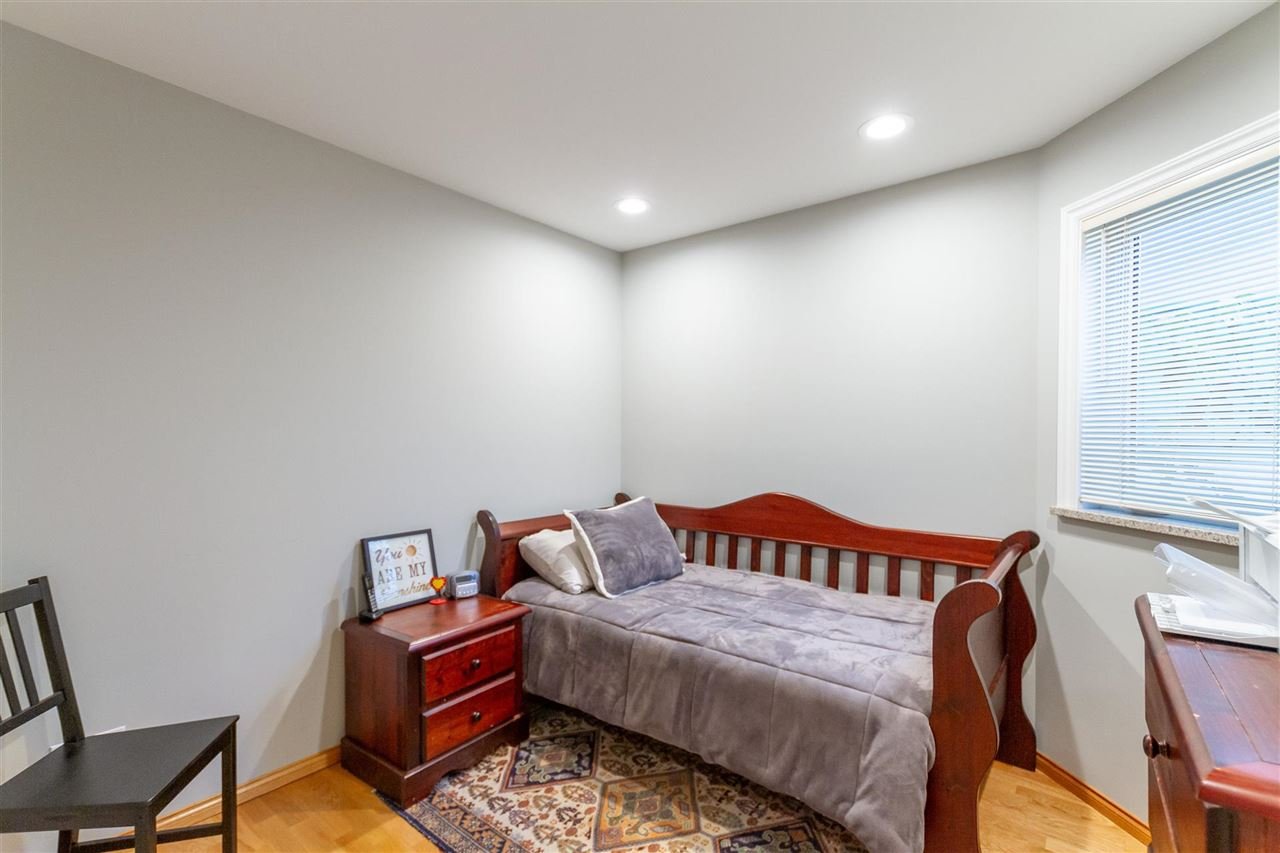 4751 Pandora St