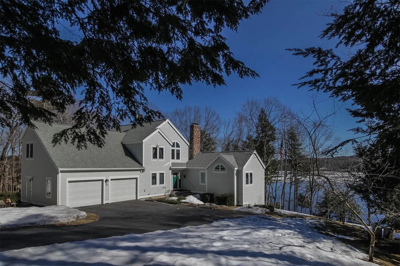 Home For Sale – 47 West Chops Point Road, Bath, Maine 04530