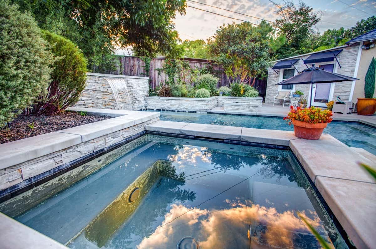 5433 Morella Ave, Valley Village, CA