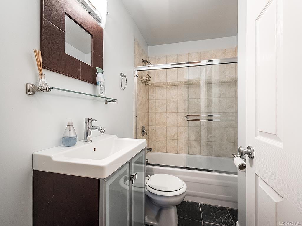 404-2710 Grosvenor Rd