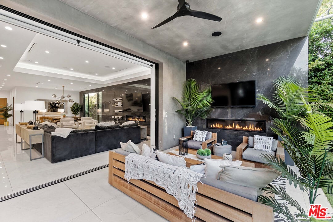 Oasis Retreat