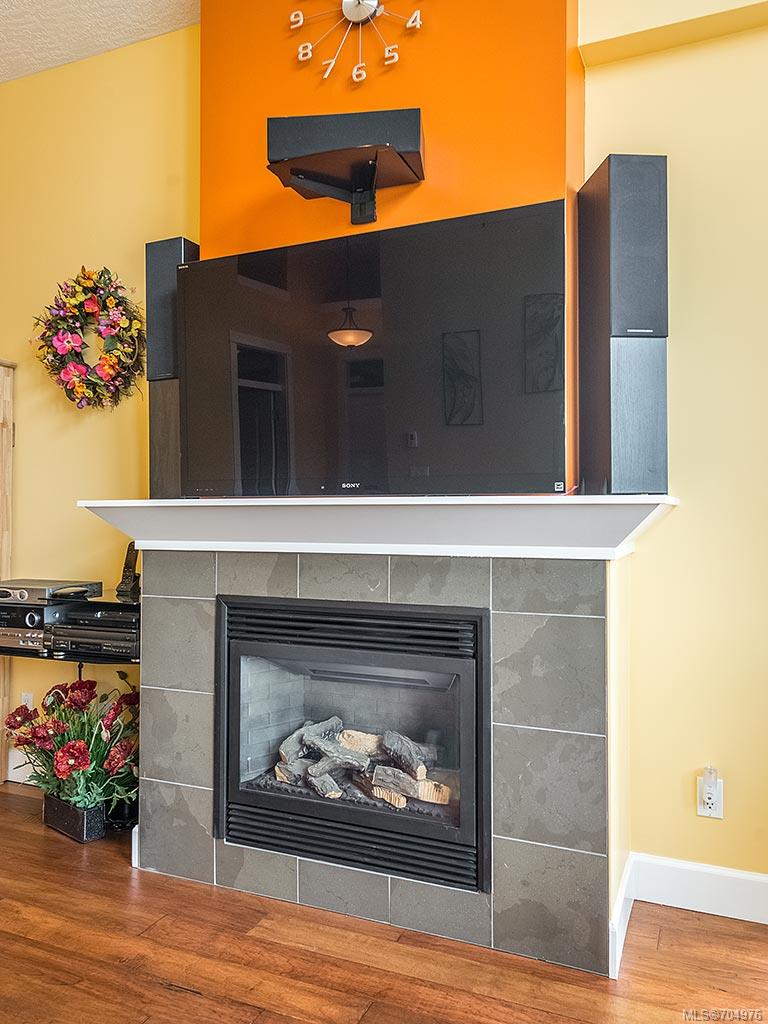 403-3210 Jacklin Rd