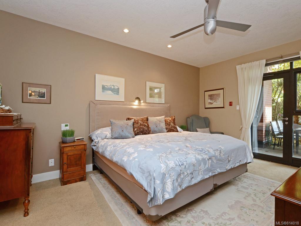 104-300 Waterfront Cres