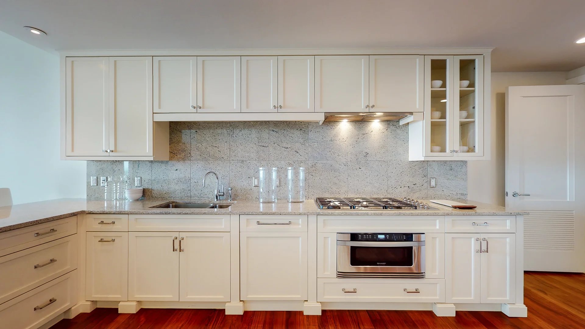1 W Century Dr #8B