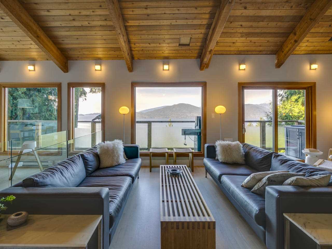 280 Mountain Dr