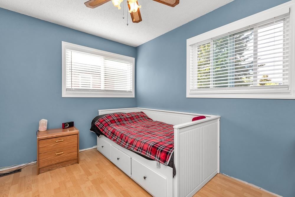1158 Esperanza Dr