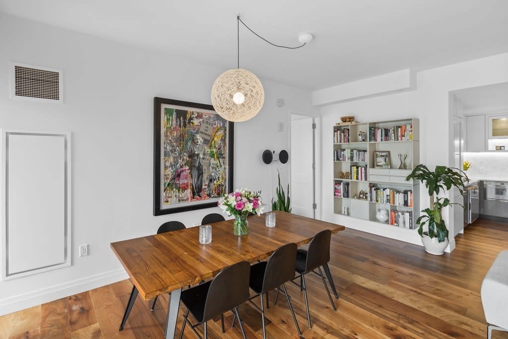 300 Pier 4 Blvd., Unit 5R