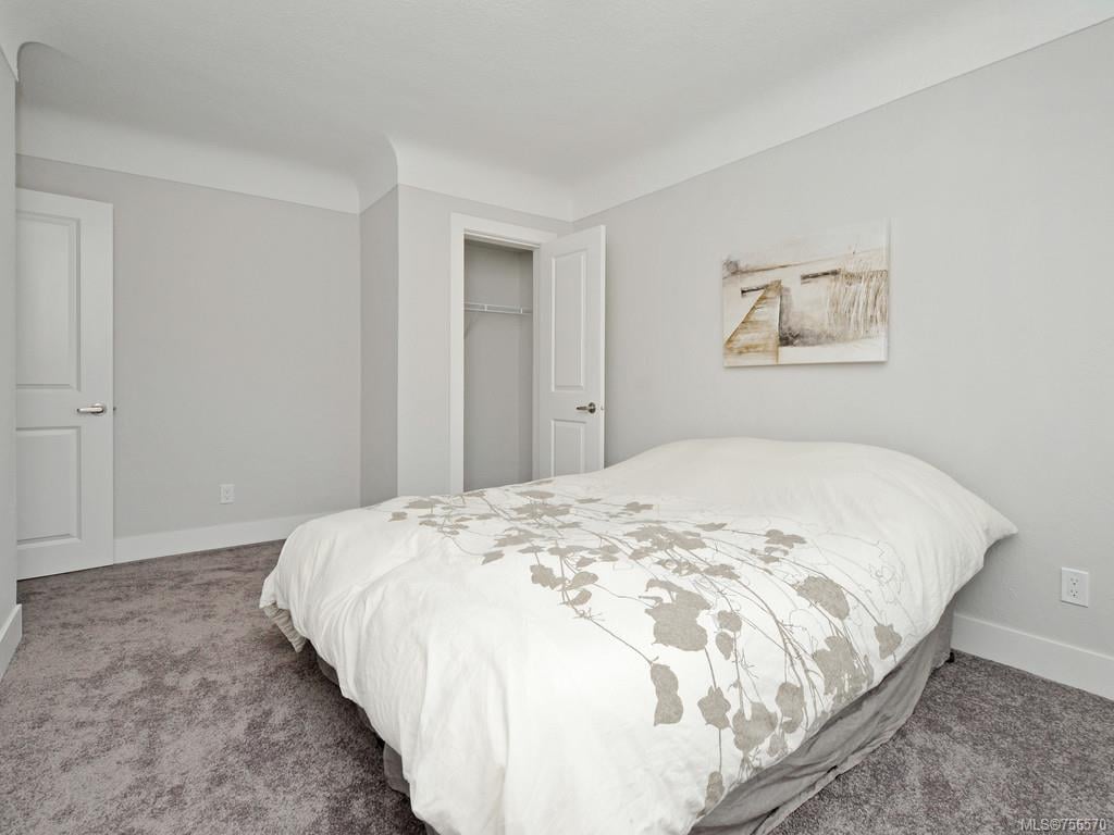 1212 Pearce Cres