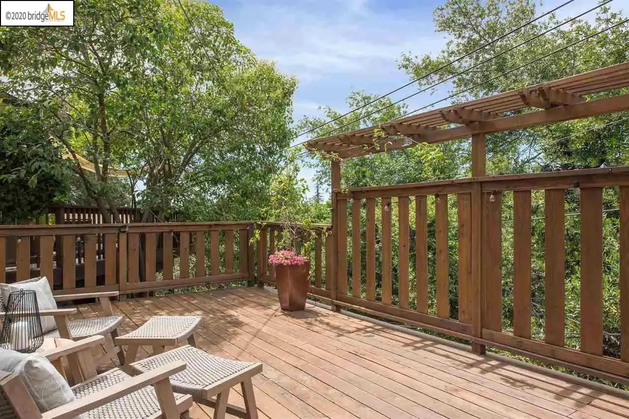 891 Glendome Cir