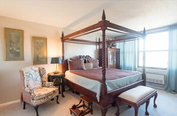 7004 Boulevard E #3D