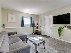 674 Goldie Ave, Langford
