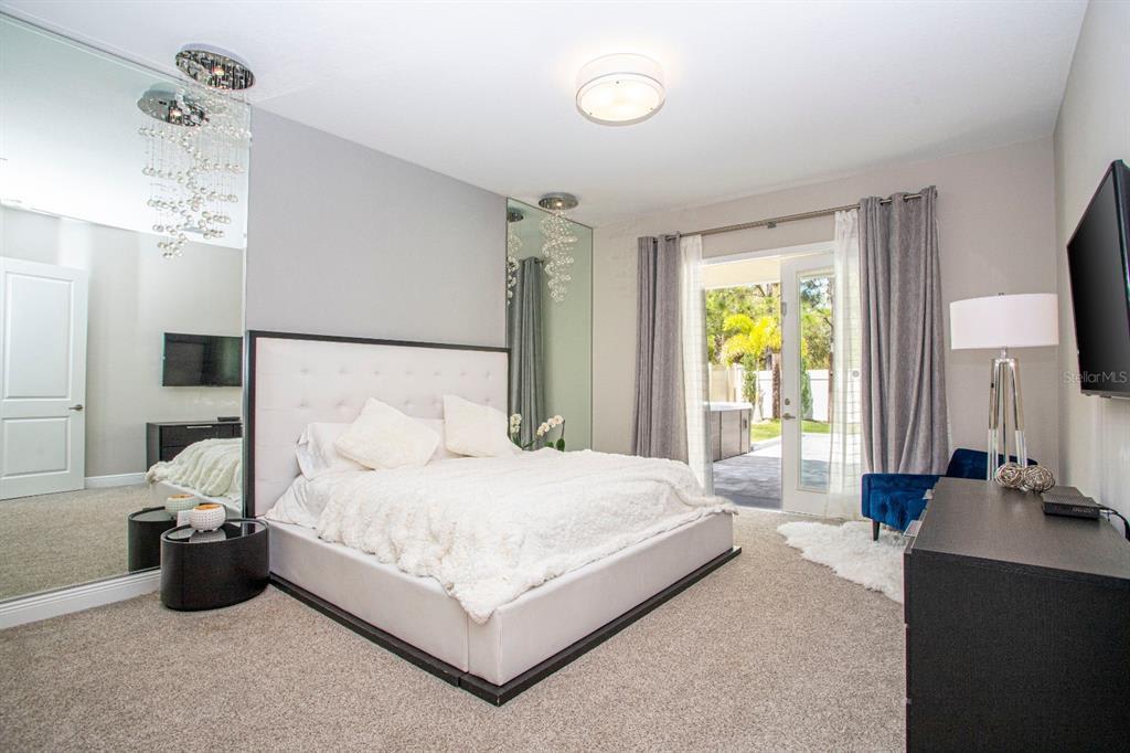 8252 Ludington Cir