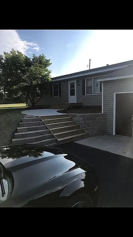 926 Valley View Dr