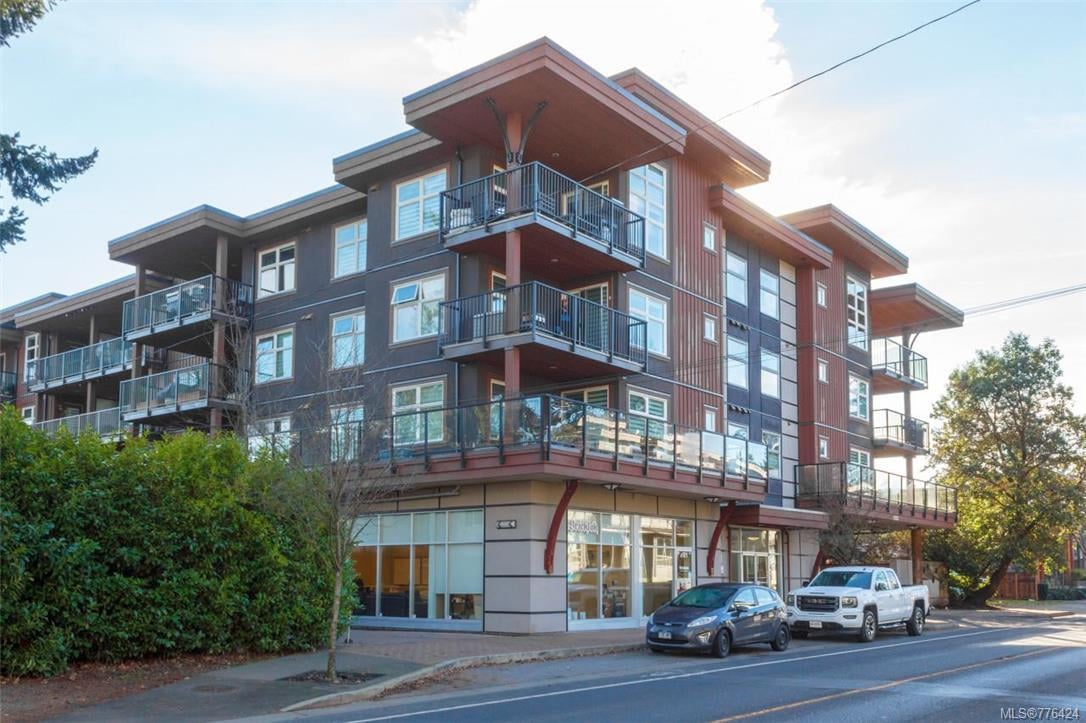 406-2717 Peatt Rd