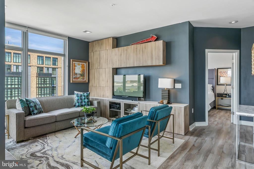 460 New York Ave NW, #1003