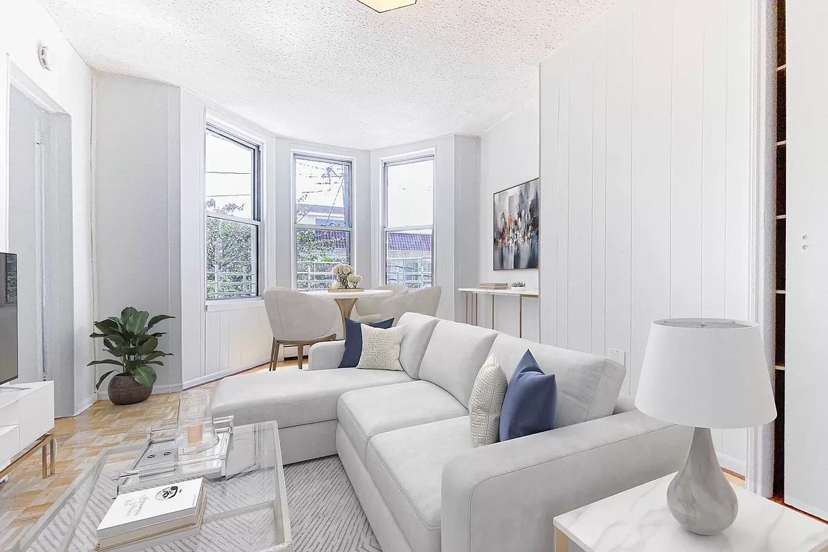 41 Hausman Street, Apt 2