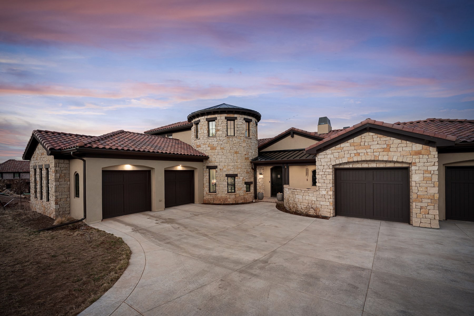 7590 Raphael Lane