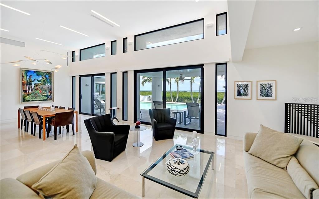 1580 Harbor Cay Lane