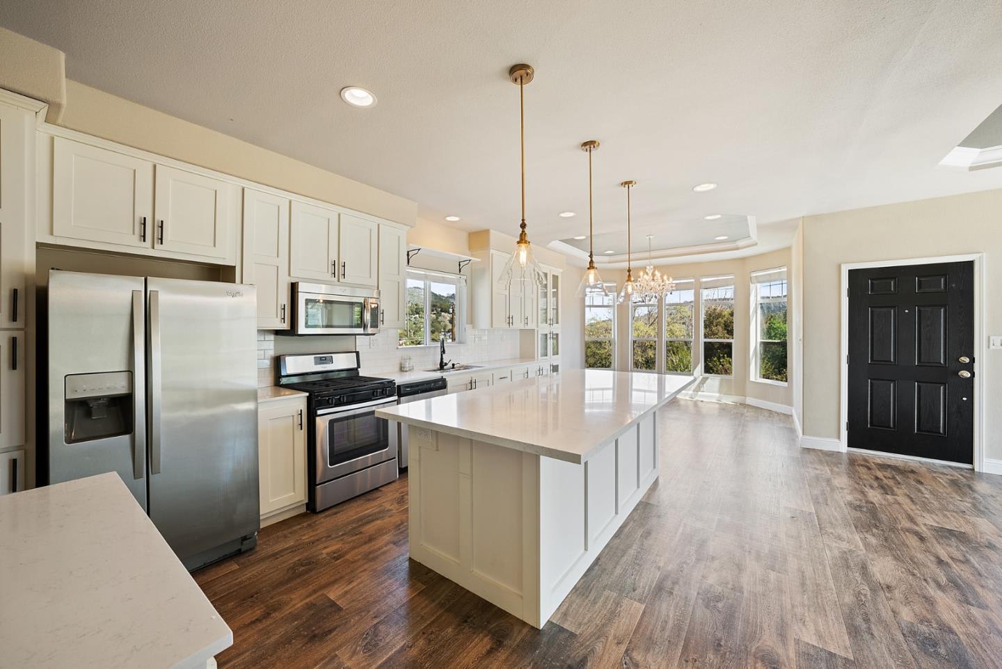18260 Lakeview Ct Los Gatos, CA 95033
