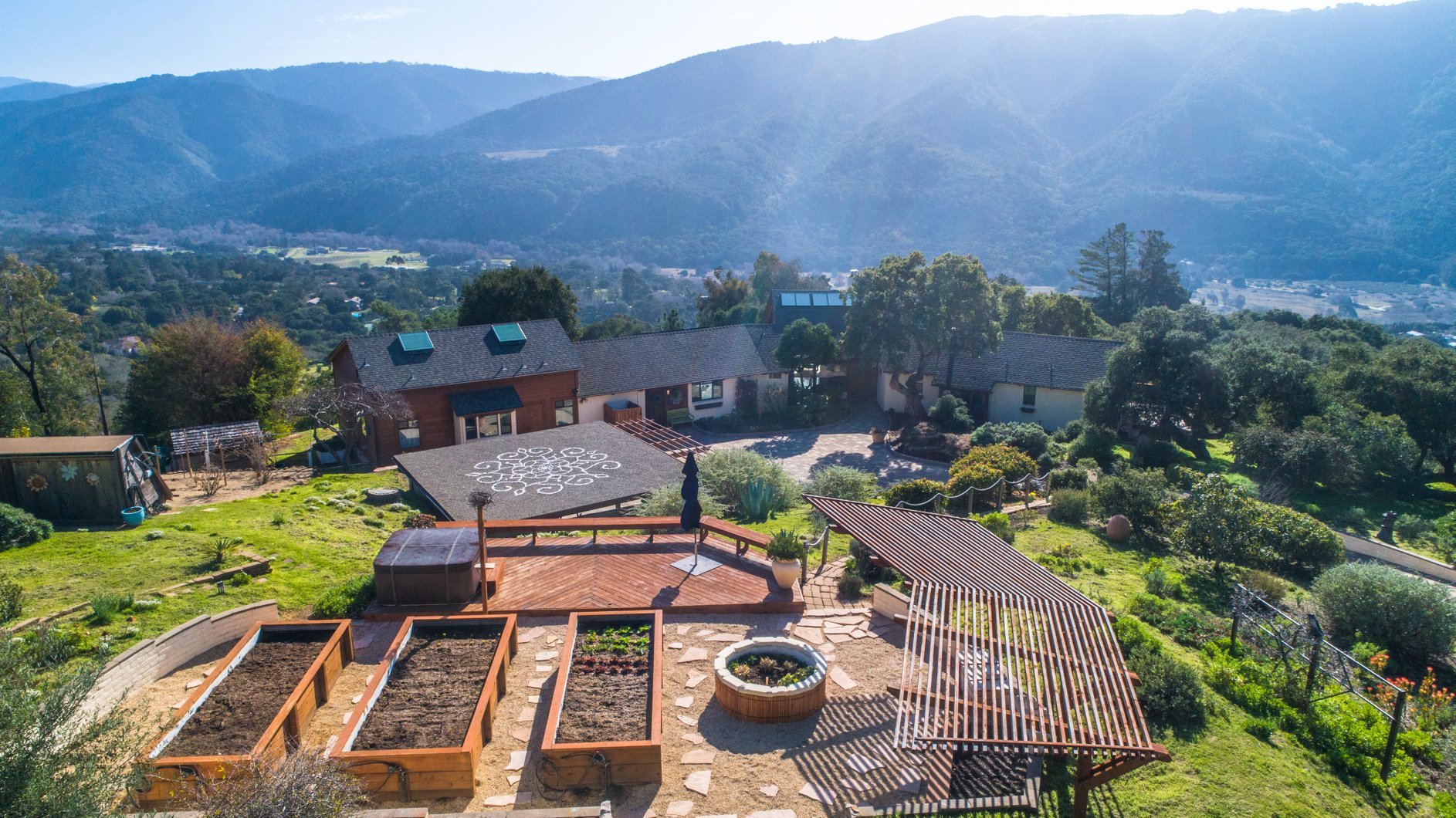 60 Encina Dr