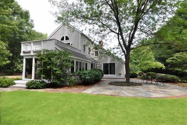 376 Caterina Heights