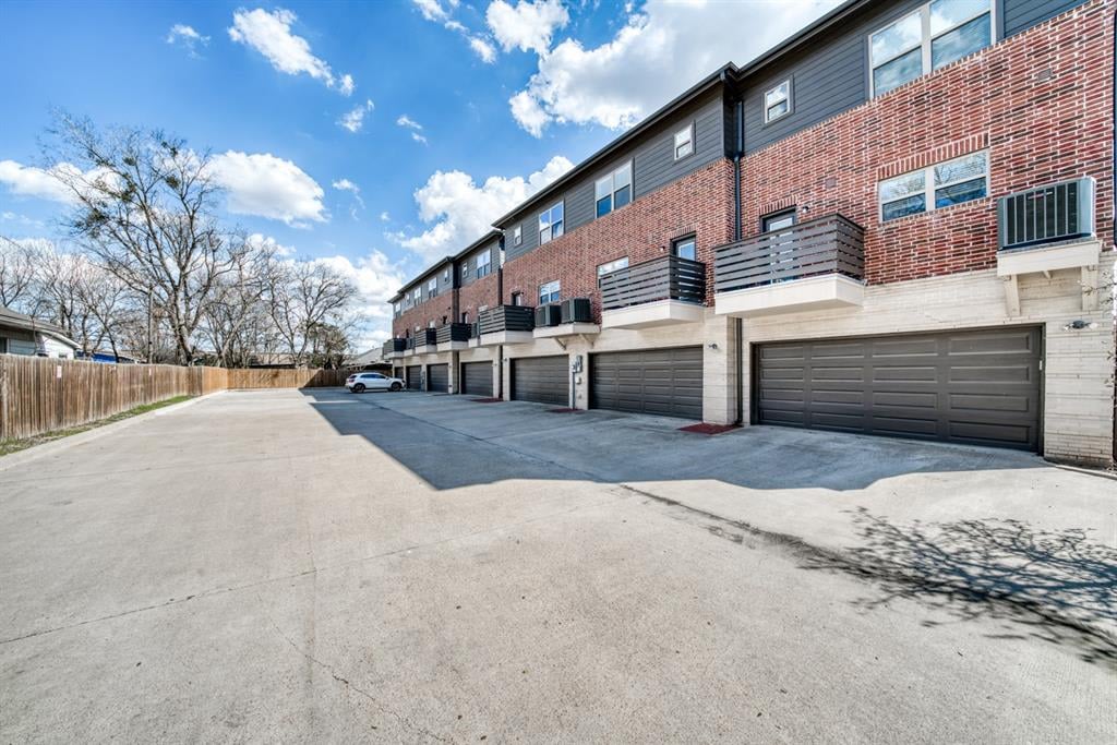 210 W 31st St Bryan, Tx 77803