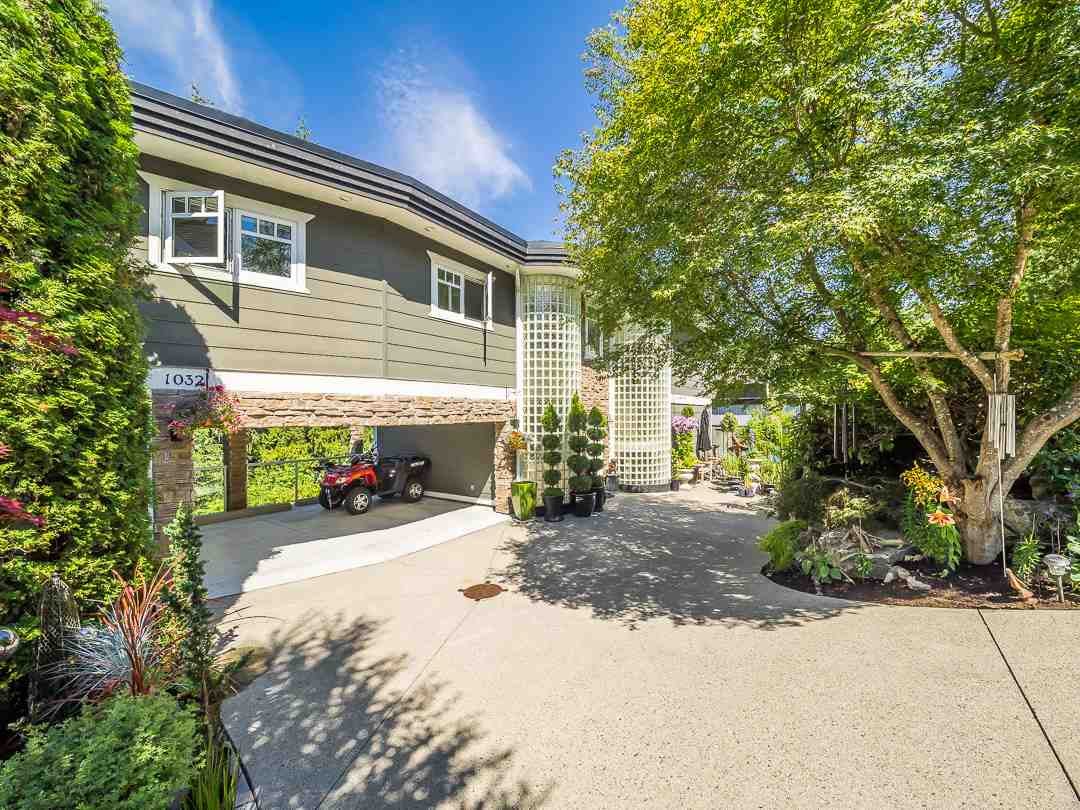 1032 Glacier View Dr