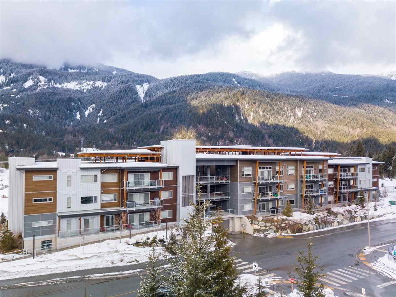 204-1025 Legacy Wy
