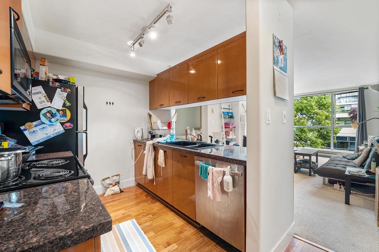 214-1823 W 7th Avenue, Vancouver