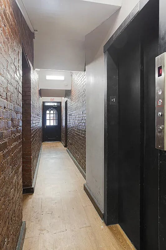 206 East 81st Street, Apt 4D