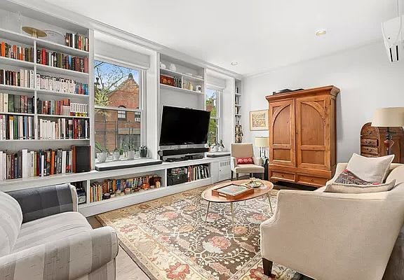 277 Hicks St. Unit: 2-D