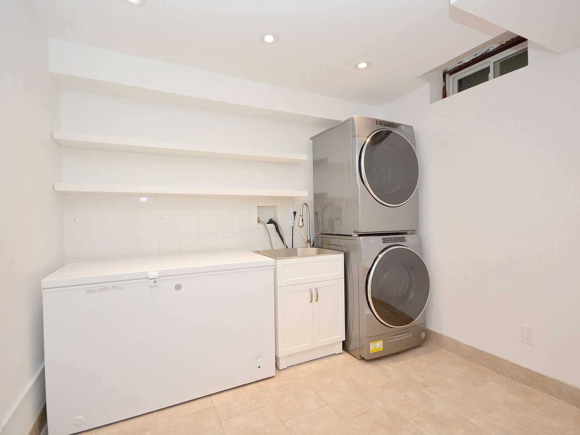 2772 Galleon Cres 