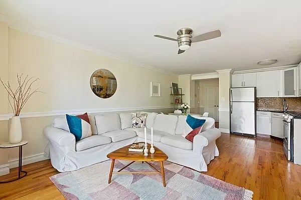 1139 Prospect Avenue Unit: 3G