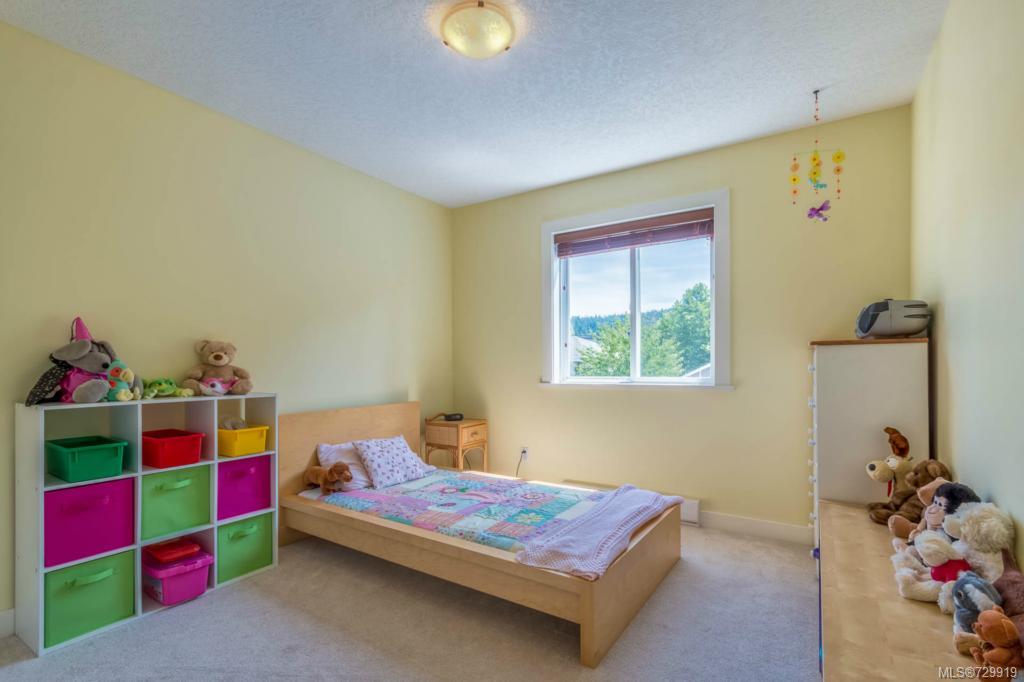 3251 Walfred Pl, Langford