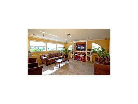 4305 45th Ave W #101