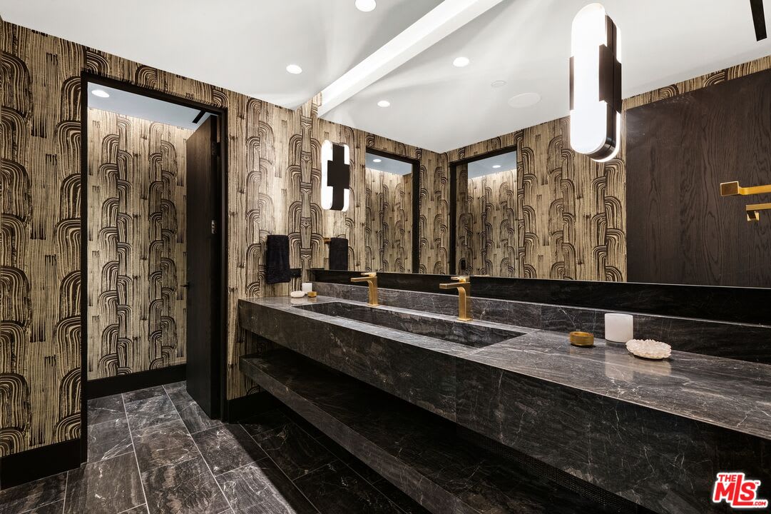 Luxe Estate